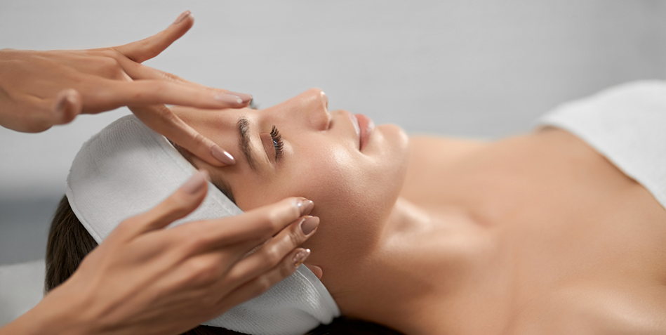 Medi-Facials 
  Medical-grade facials customized for your skin concerns—acne, glow, hydration, or anti-aging, all in one soothing session.